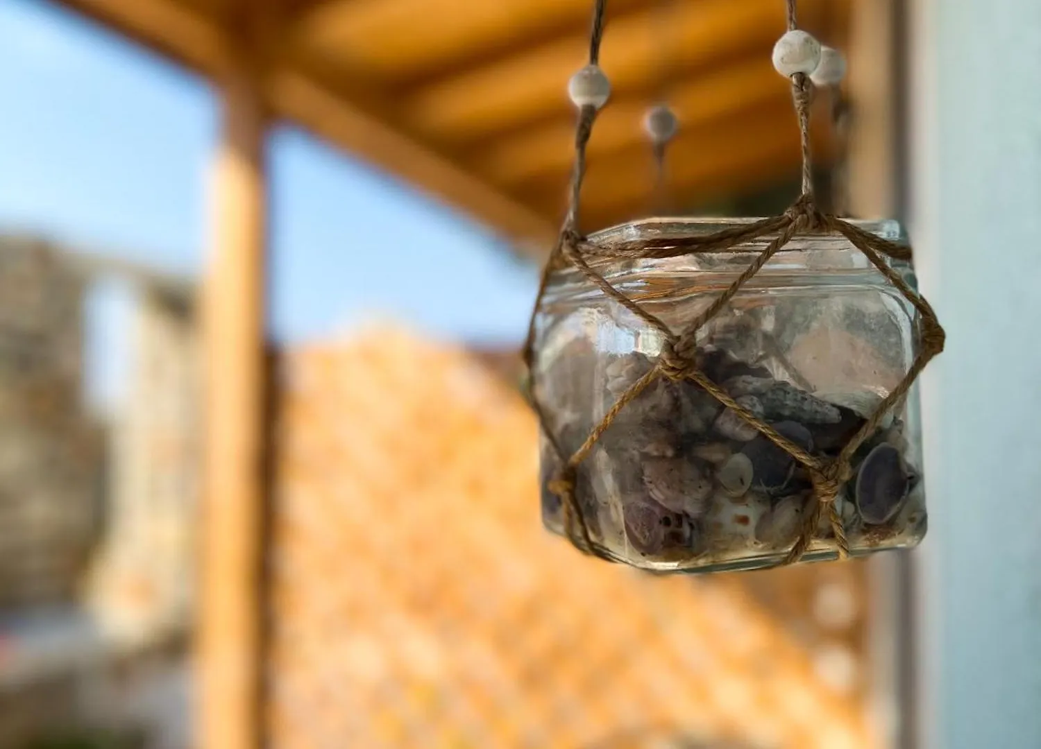 Tonea'S Houses Himare