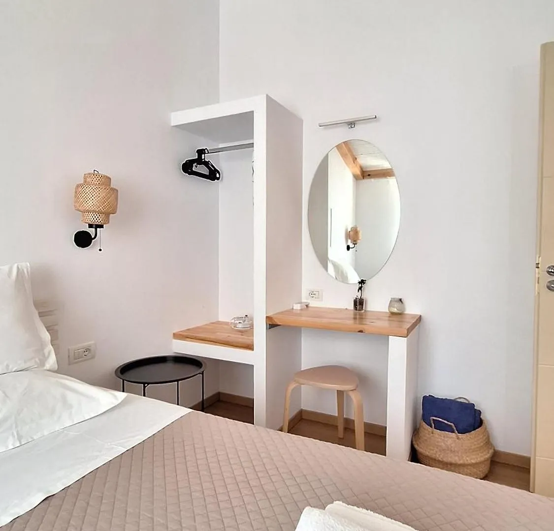 Tonea'S Houses Himare Holiday home