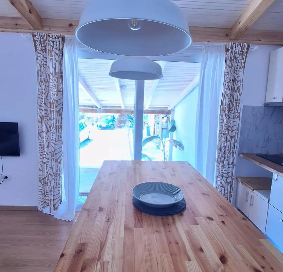 Tonea'S Houses Himare Holiday home